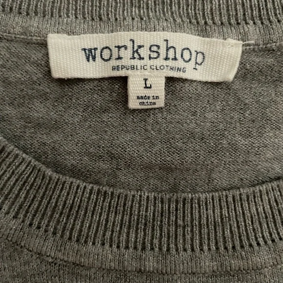 Women’s “Weekend” Sweater - Picture 2 of 4